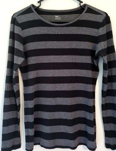 **5 for 25** GAP long sleeve striped tee